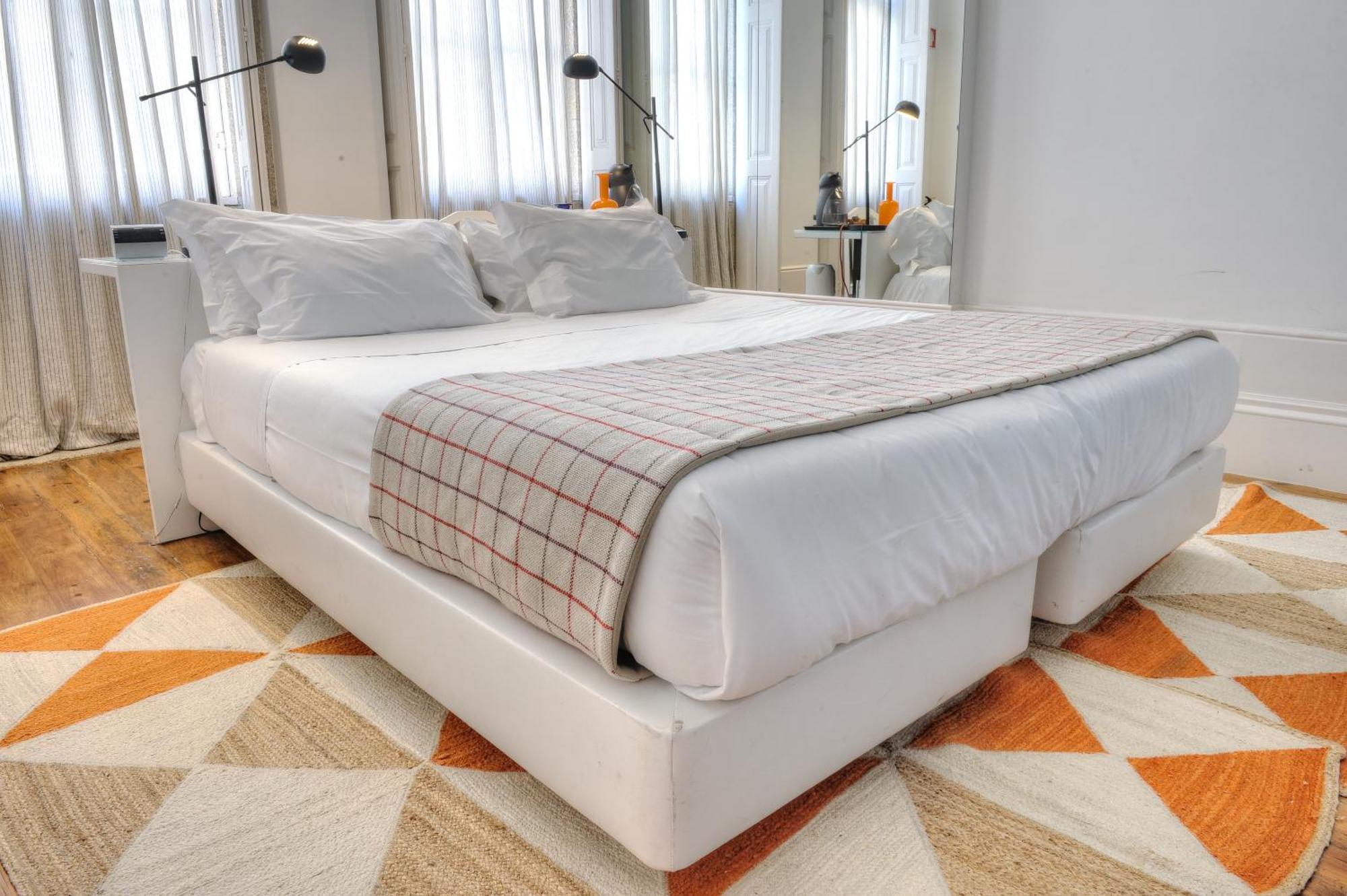 Appartement Three & Bedrooms