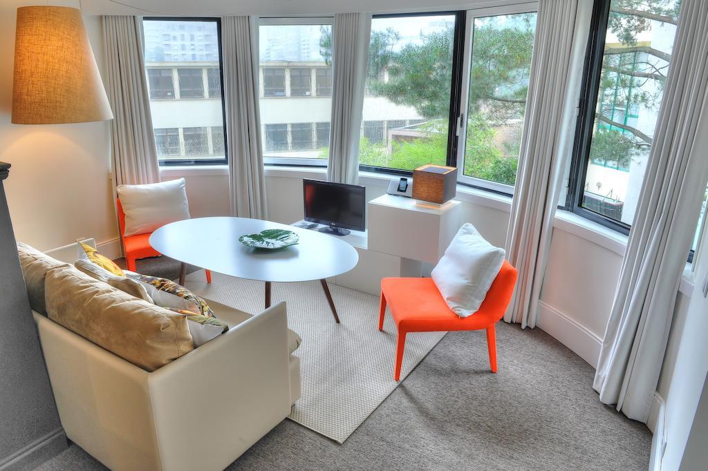 Three & Bedrooms Oporto