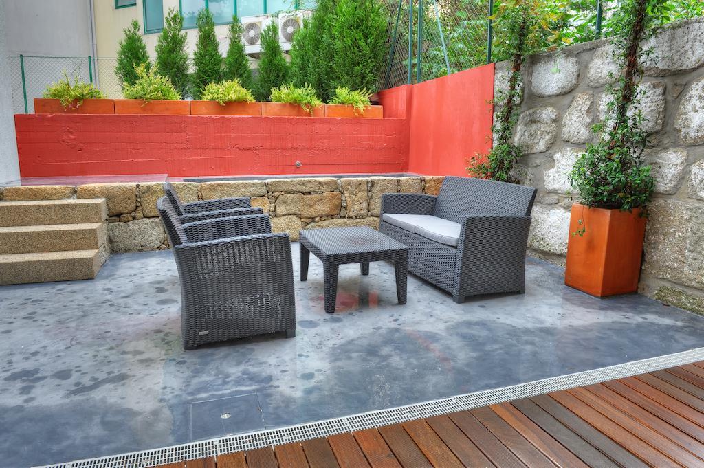 Appartement Three & Bedrooms *